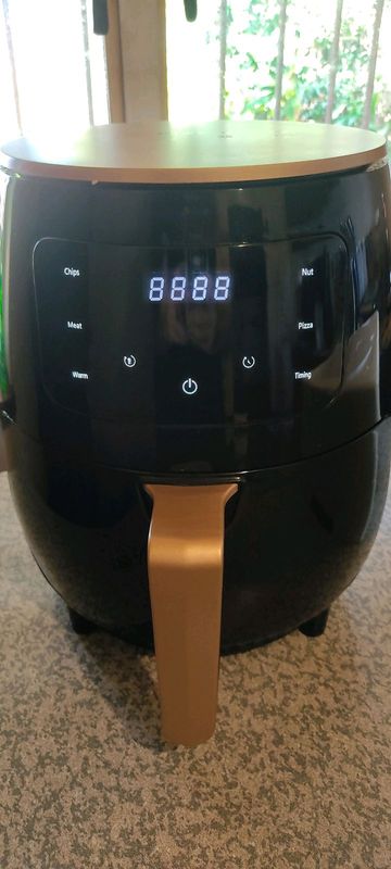Silver Crest Extra Large Capacity Air Fryer 6L