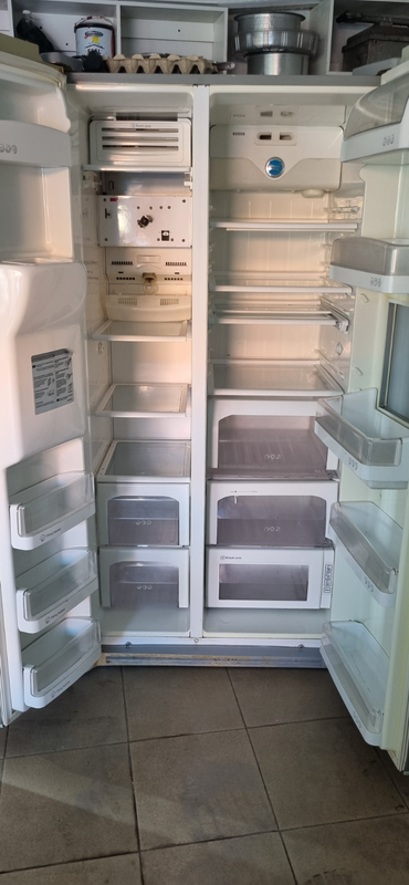LG side by side fridge