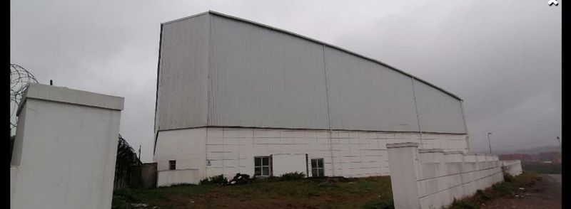 Worshiping/Trucking/ Warehousing this ideal and spacious commercial property
