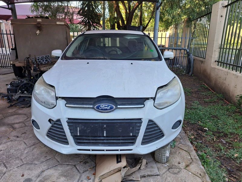 2013 Ford Focus 1.6 Stripping For Spares