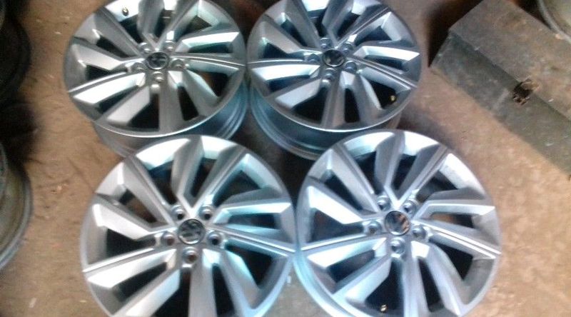 Original 16 inch rins for VW POLO