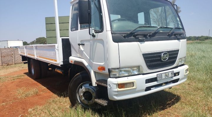 Nissan UD 80 dropside in an immaculate condition for sale at an affordable price