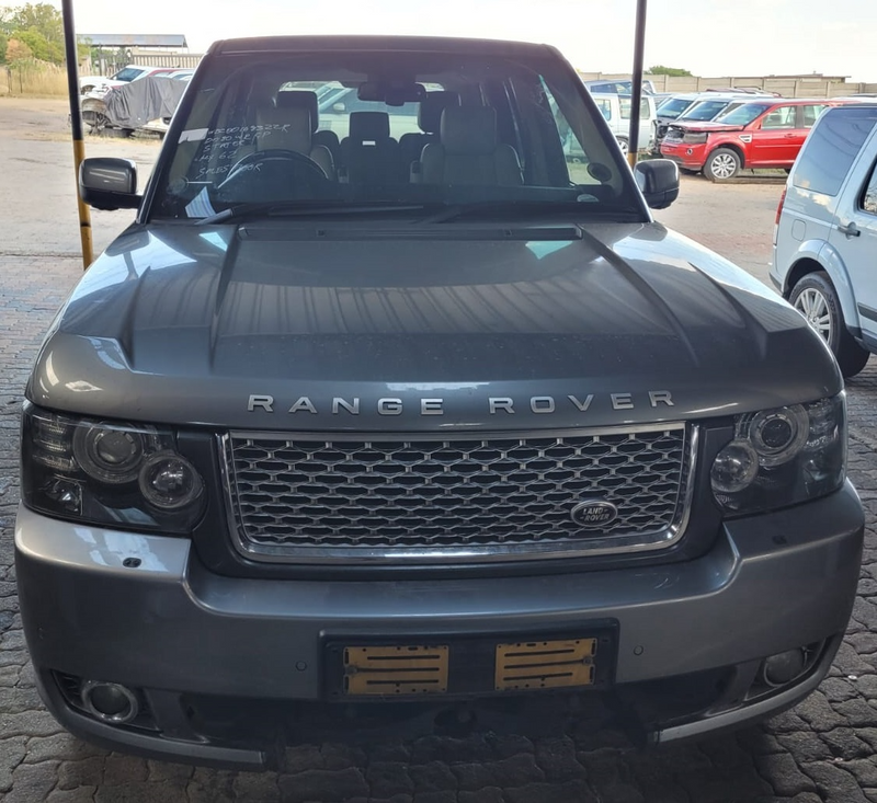 Land Rover used spares - Range Rover Vogue front bumper for sale
