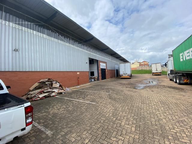 536m2 Warehouse To Let in Mt Edgecombe