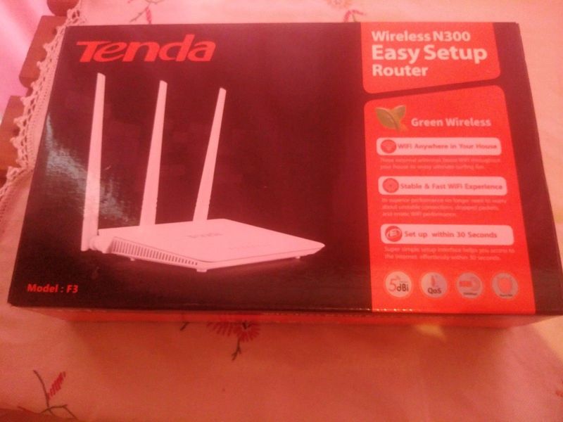 Wifi Router Tenda N300 wireless.