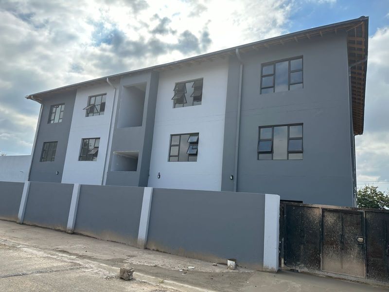 Spacious 1 Bedroom And 1 Bath Studio Apartment In Dobsonville Ext 3 (wifi And Dstv Ready)