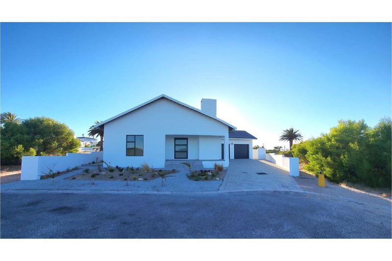 Newly Built Home, Shelley Point Golfing Estate, St Helena Bay