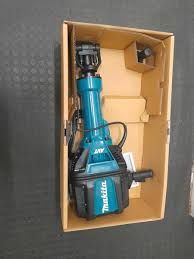 Makita HM1812 breaker