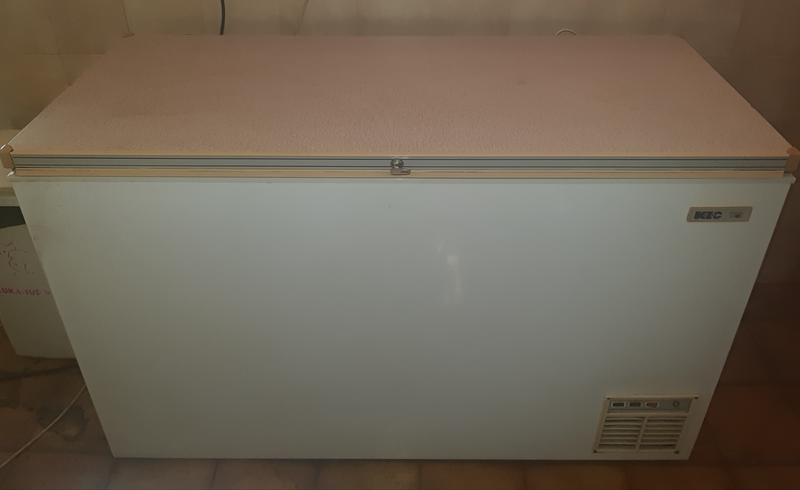 KIC 425L chest freezer