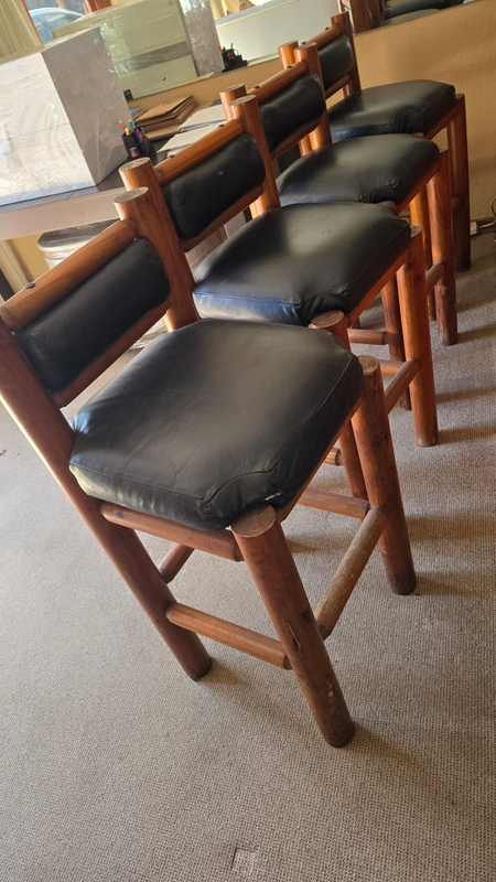 4 PCS x Bar Stools , Solidwood Bar Chair with Black Geniune Leather, Price for All, NEGOTIABLE
