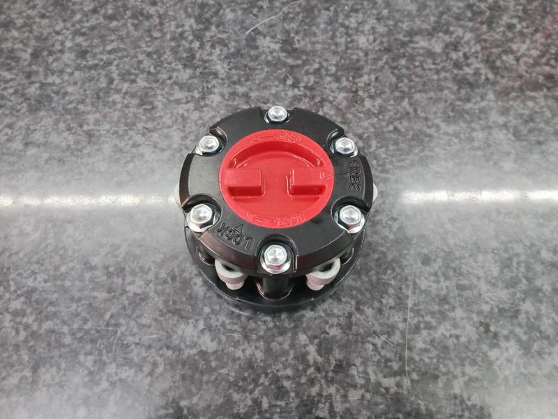 Isuzu Manual Free Wheel Hub