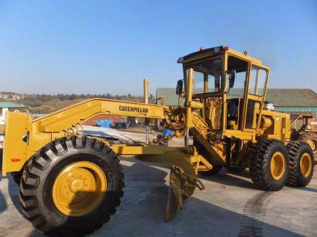 Grader, 10 ton Roller, Watercart, Excavator and Tip Trucks for hire