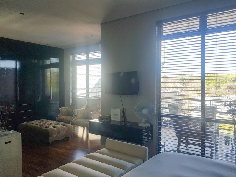 2 Bedroom Apartment For Sale in Greenside
