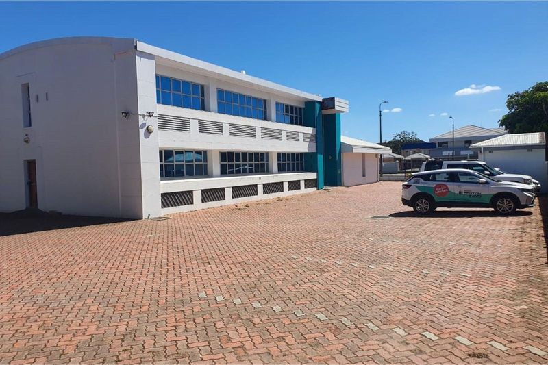 490m2 Price Office Block For Sale with Excellent Visibility on Cape Road
