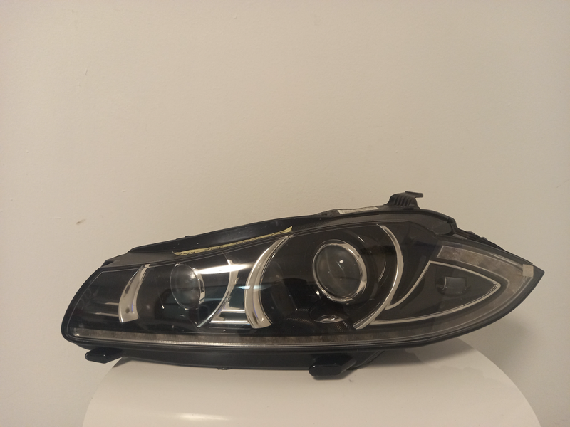 Jaguar XF LHS LED Xenon Headlight (2014 - 2016)