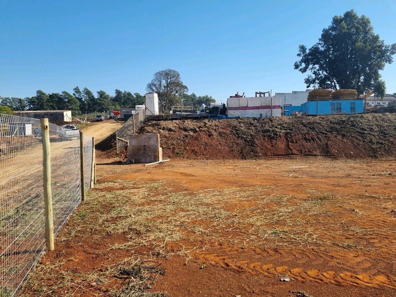 1000m2 of Flat Commercial Land for Rent in Hillcrest