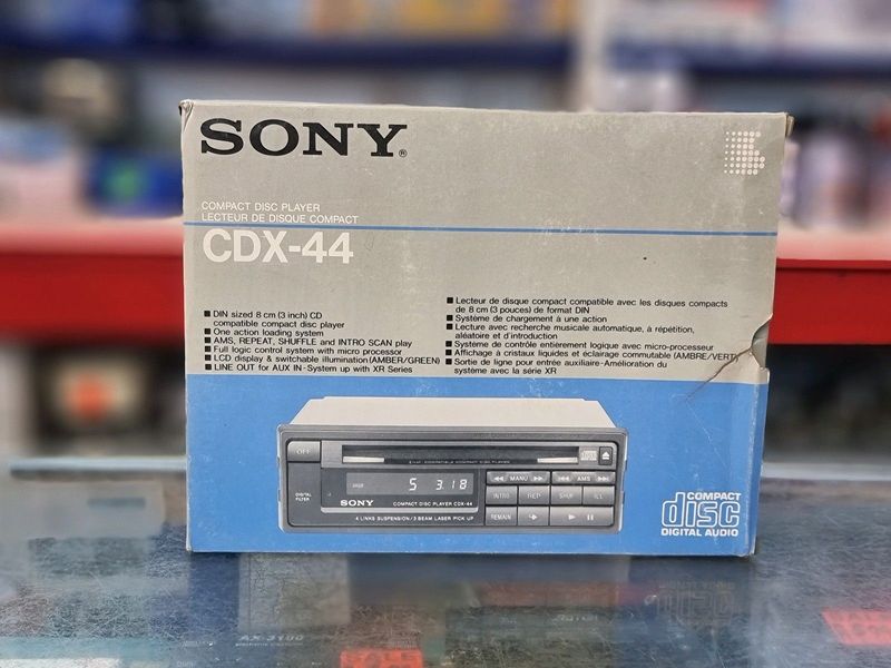 Brand new SONY CD PLAYER (NOT A RADIO)