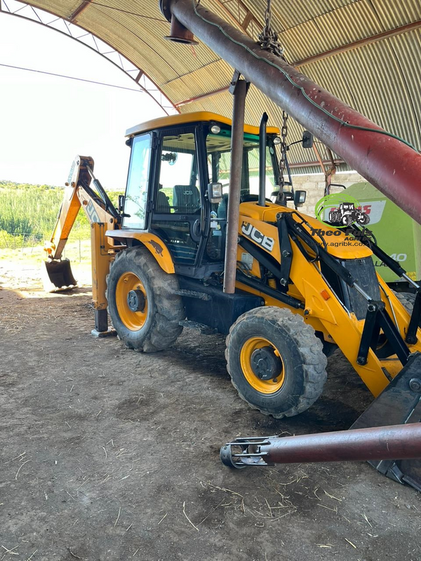 2019 JCB 3DX