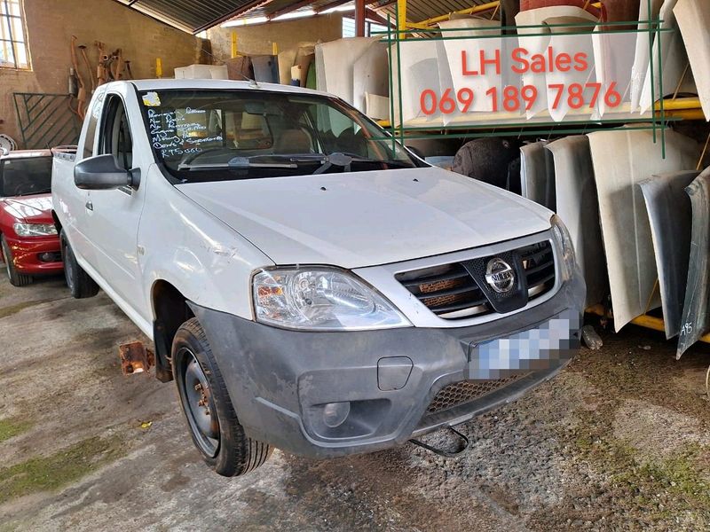 Nissan Np200 1.6 8 valve 2015 Stripping For Spares.