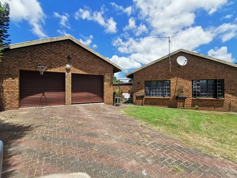 Family Home in Birdswood