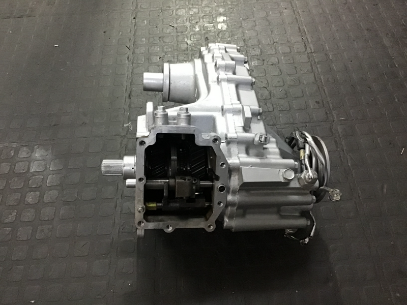 Ford, Mazda 2.5 turbo diesel recon 4X4 transfer box from R4950