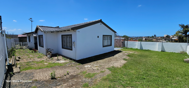 HILLGROVE, NEWLANDS WEST- 4 Bedroom House (price reduced)