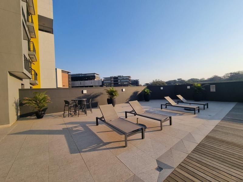 2 Bedroom, 1 Bathroom Fully Furnished Apartment For Rental In Umhlanga Ridge, Durban