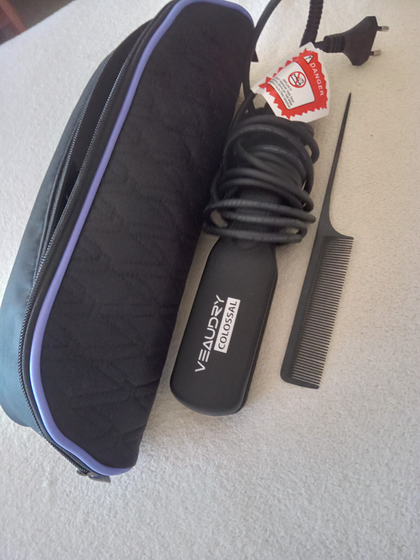 Brand new VAUDRE FLAT IRON and CURTAINS FOR SALE