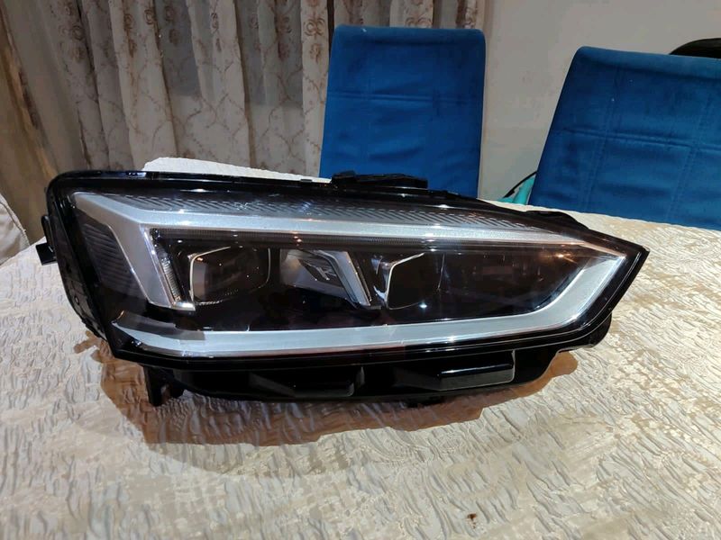 Audi A5 S5 RS5 headlight xenon