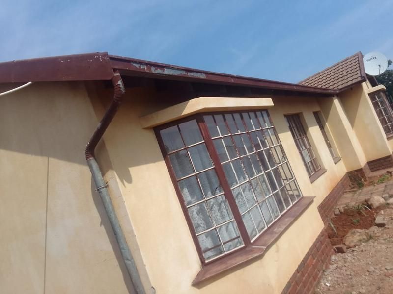 House for sale in Tembisa