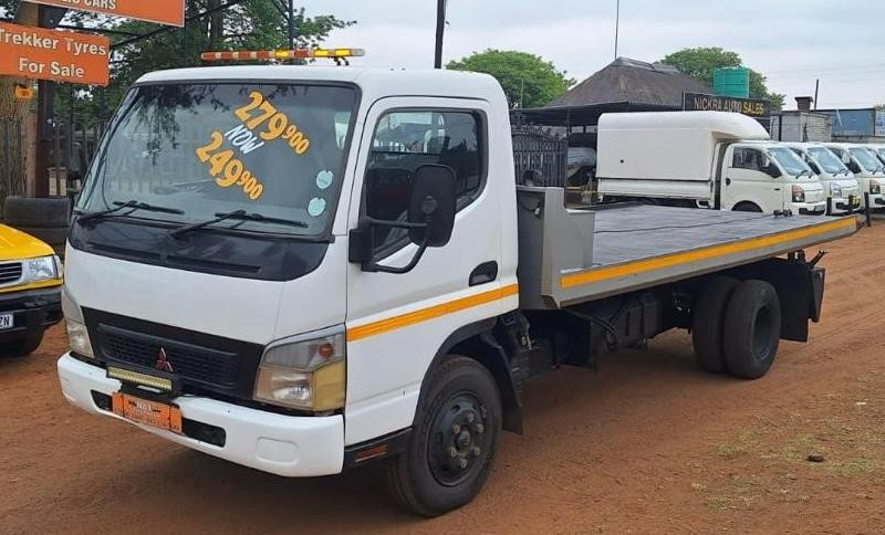 2007 Mitsubishi Canter Roll Back