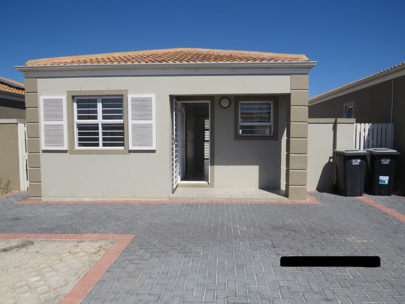 House to rent in Strandfontein
