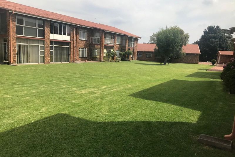 Large Apartment for Rent in Howick Gardens Northmead Ext.4 Benoni