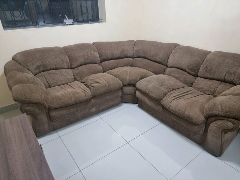 R3000 Beautiful Brown Corner Sofa/ Couch