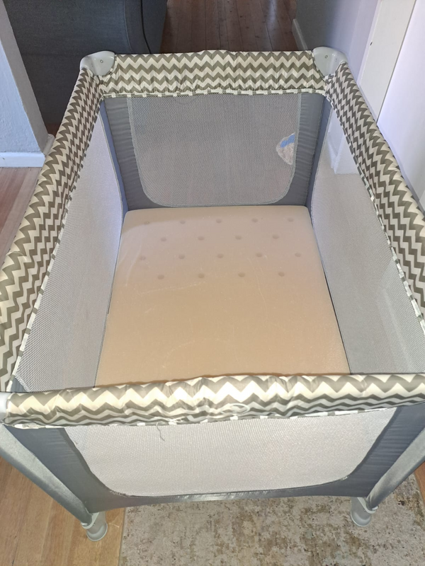 Camp cot for sale R600