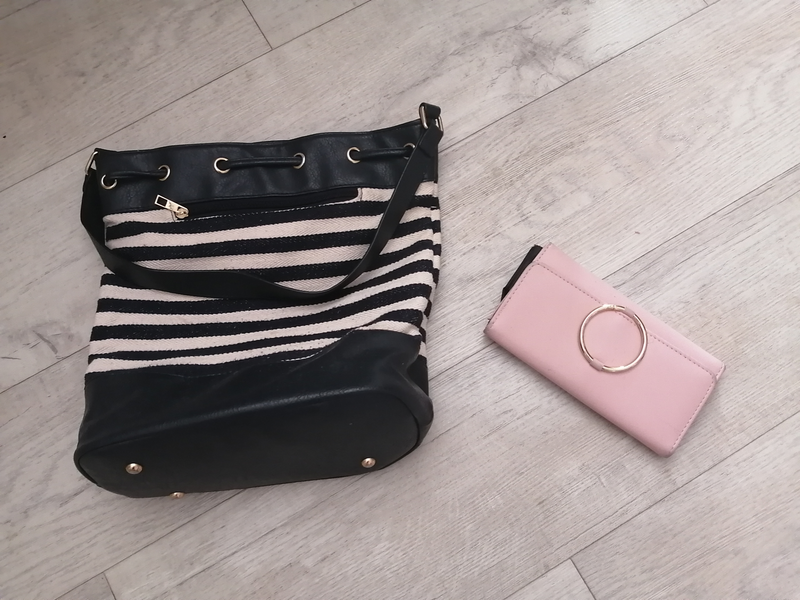 Handbag and wallet set R50