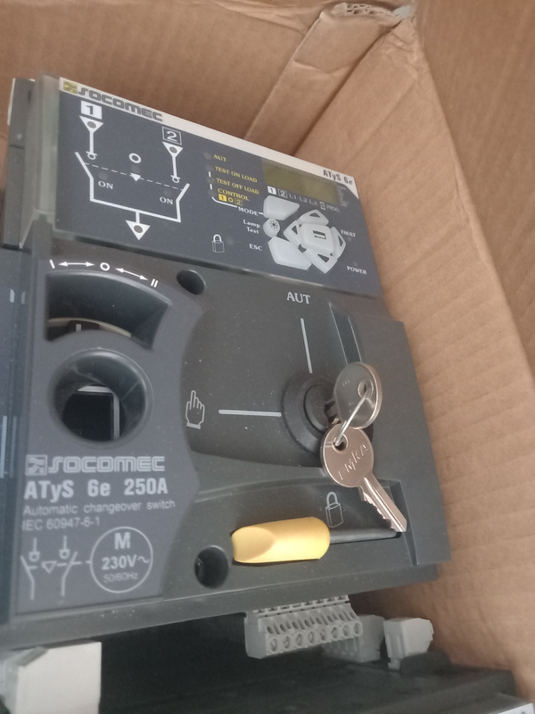 250 Amp automatic changeover switch