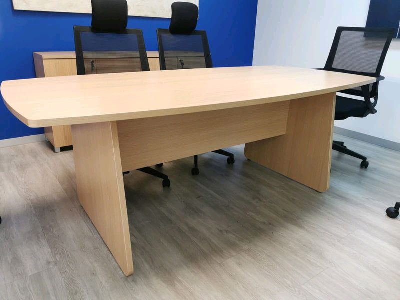 Boardroom table and sideboard, excludes chairs. Berea, Durban