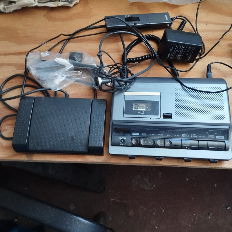Sanyo Transcriber with Recorder &amp; Footpedal