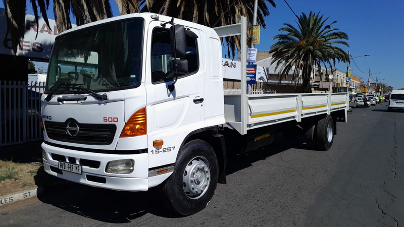 Hino 500 15257 8ton dropside in a mint condition for sale at an affordable amount