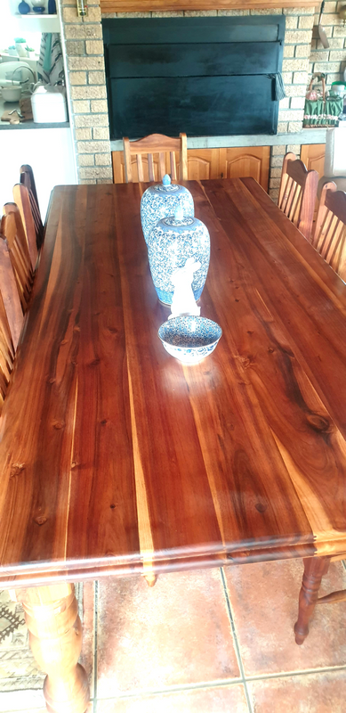 Diningroom  table and solid chairs 10 Seater Knysna Blackwood