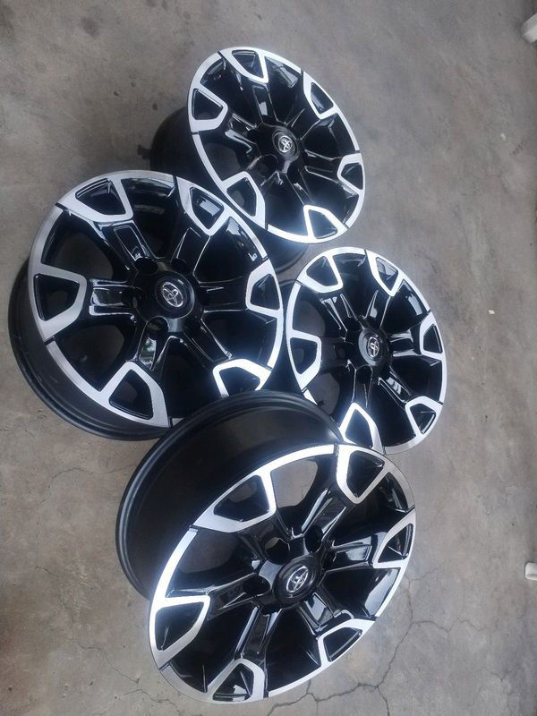 18 inch t o y o t a l e g e n d 50 magrims 6 holes a set of four on sale