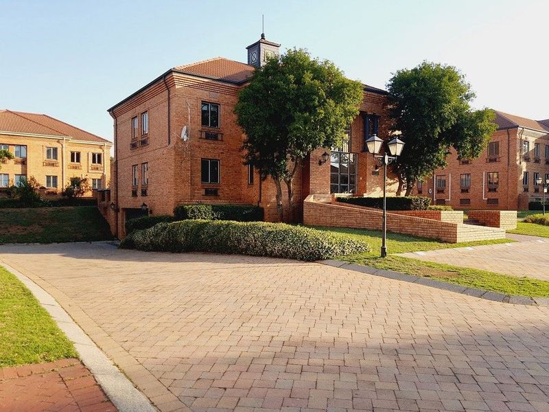 689m² Commercial To Let in Rivonia at R80.00 per m²