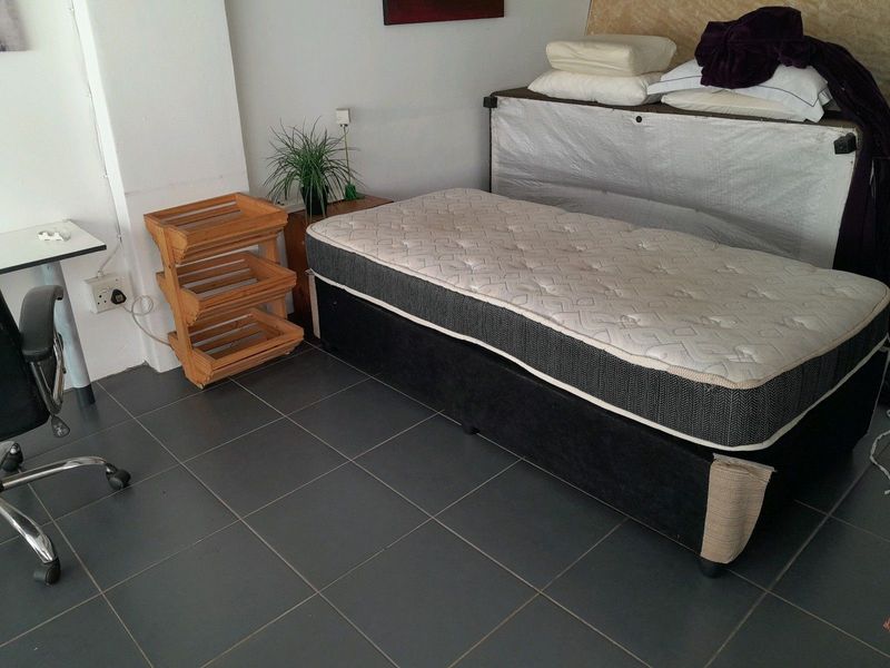 Bed for sale single