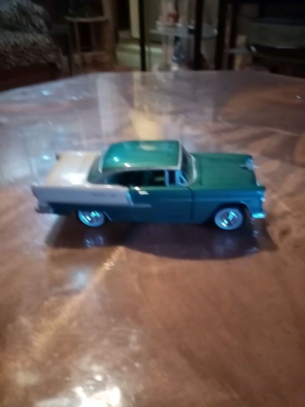 DIE-Cast 1;24 Chevy 55 Belair for sale R300. Call Paul Cell 0794954164 or W-app only.