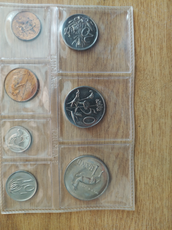 1985 Mint coin pack. Untouched in Mint Condition.