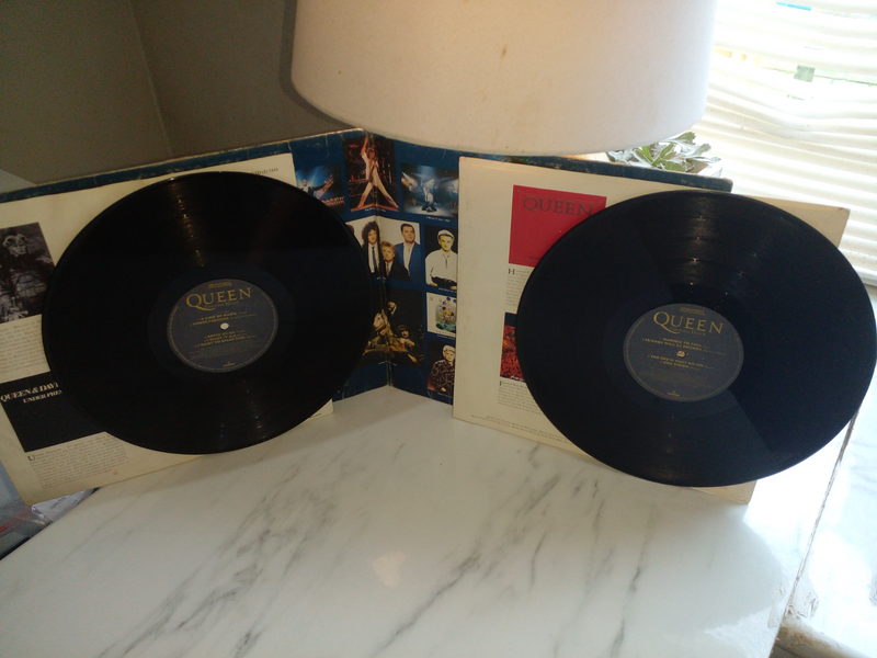Queen Greatest Hits Volume 1 &amp; 2