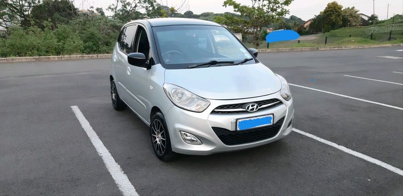 2009 AUTOMATIC hyundai i10 facelift with Black roof