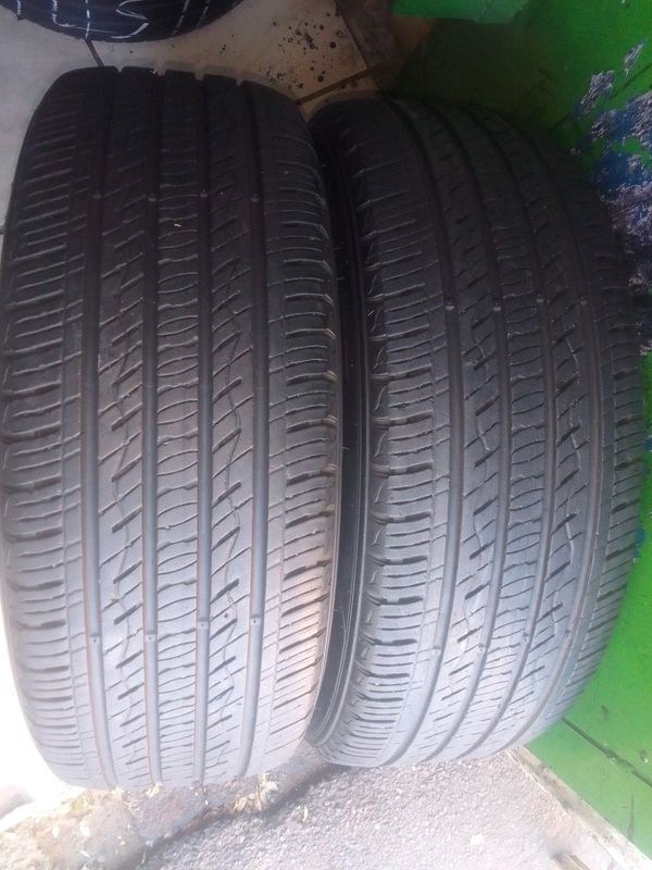 2 x 225/60/R17 KUMHO IS AVAILABLE NOW IN STOCK CALL PAUL 0632489024