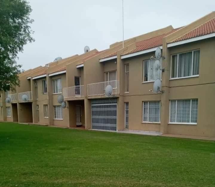 3 Bedroom Flat For Sale In Unit 3 Mmabatho